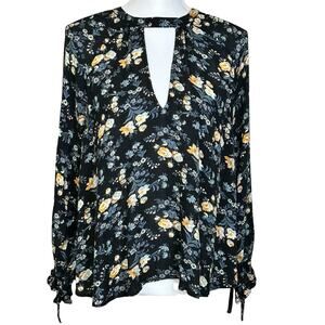 American Eagle Blouse Size Small Keyhole Neck Black Cream Floral Button Back Top